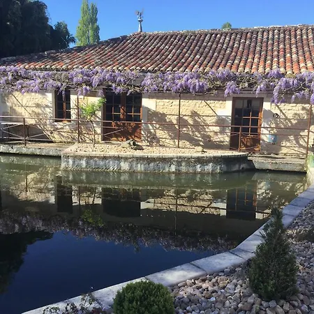 Moulin De Narrat Saint-Maigrin